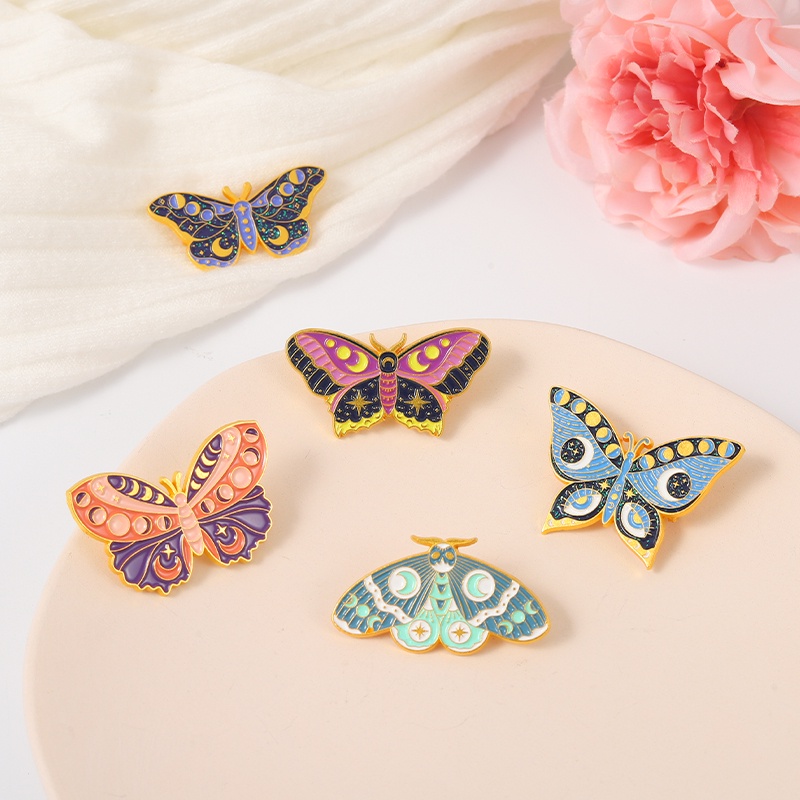 Colorful Butterfly Enamel Pins Insect Brooch Sparkle Stars Moon Butterfly Pin Lapel Badges Jewelry Gift for Friends