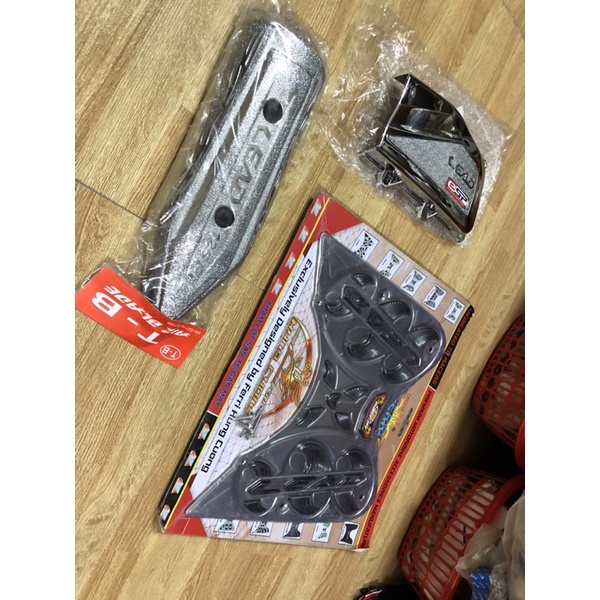 Giá 3 món ốp xe LEAD 2013->2015 bao gồm Có Sàn chân +Ốp pô +Ốp bầu gió (pô e ) cao cấp giá rẻ