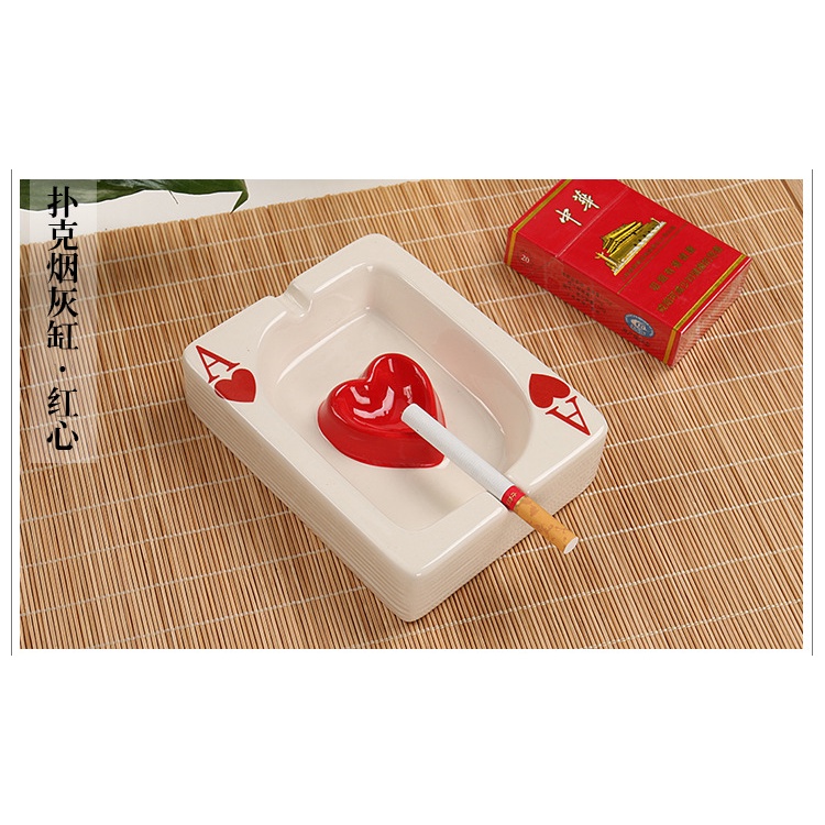 Gạt Tàn Thuốc Bằng Sứ Hình Lá Bài Phong Cách Châu Âu Thời Trang