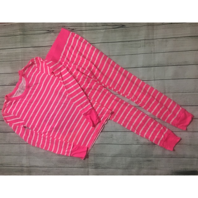 Set đồ bé Old Navy auth ,New giựt tag, Made in cambodia AMGOBET