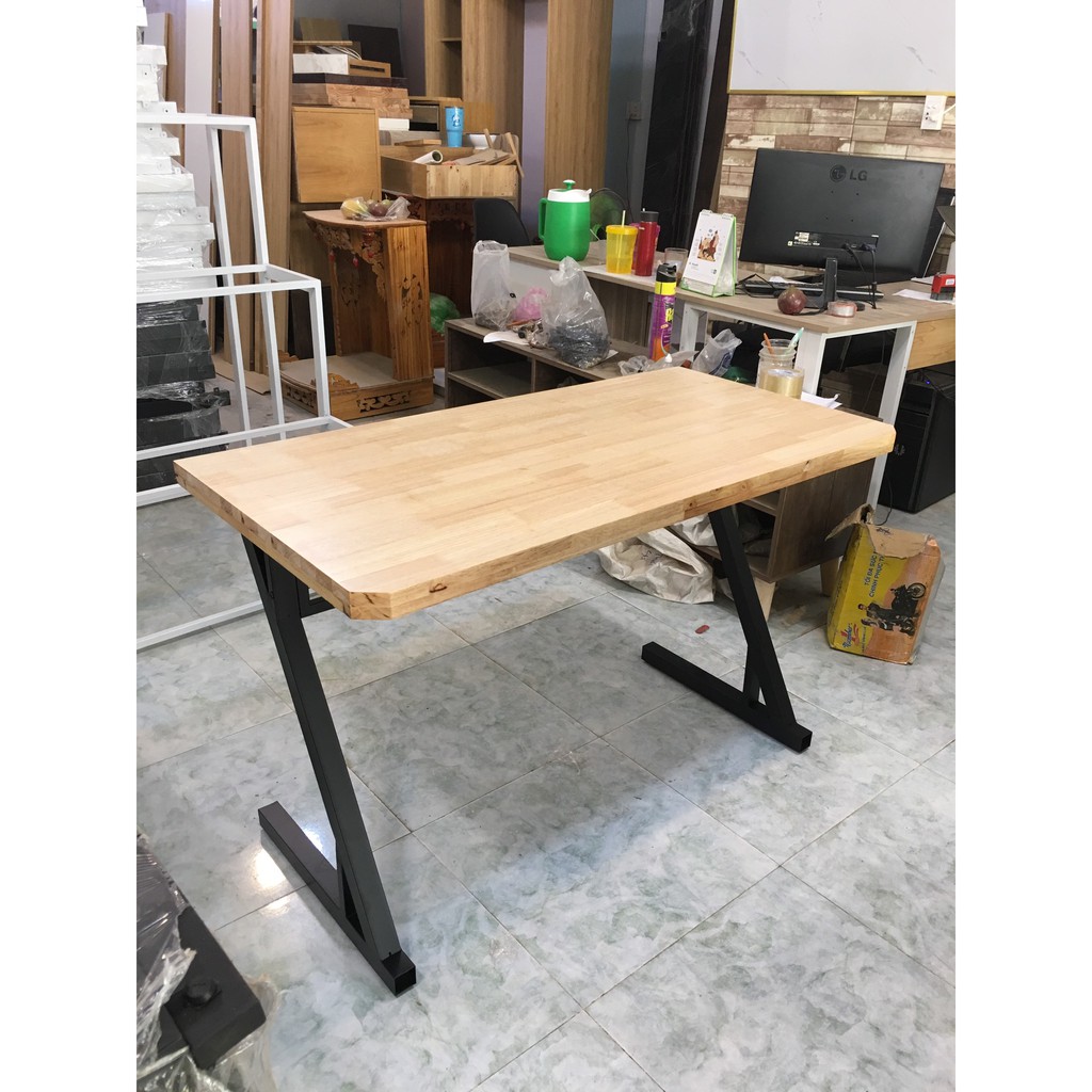 Bàn Làm Việc Chân Sắt - Mặt Gỗ Caosu | BigBuy360 - bigbuy360.vn