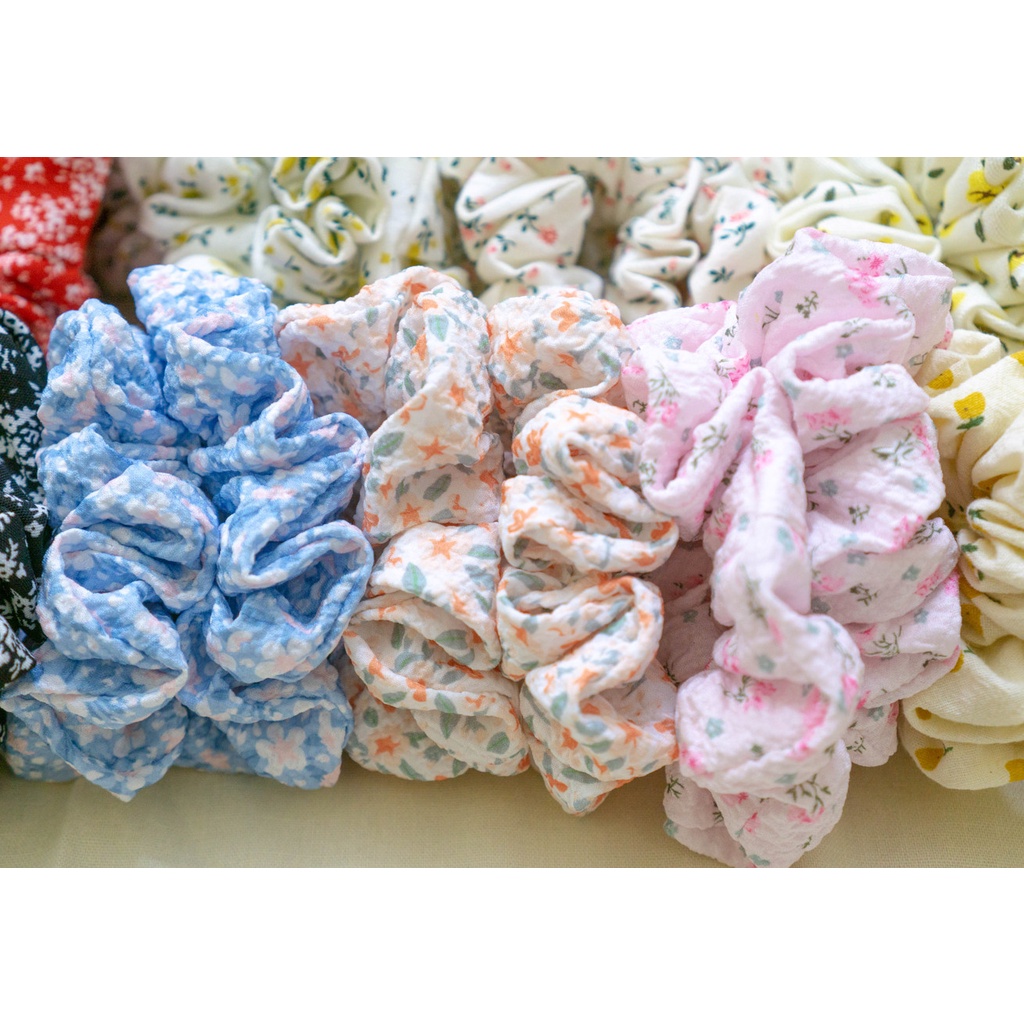 Scrunchies dây buộc tóc hoa nhí handmade