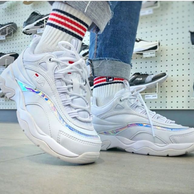 Giày Fila Ray Hologram, hàng order