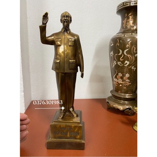 Tượng Bác Hồ Bằng đồng Nguyên chất đứng vẫy tay cao 30cm