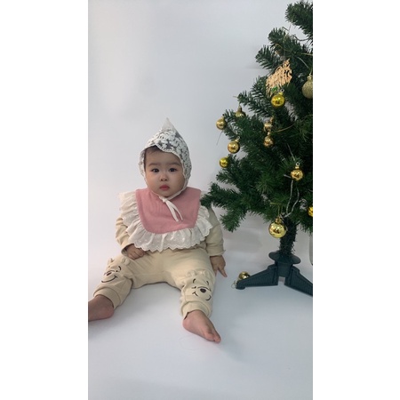 Yếm phong cách Hàn Quốc