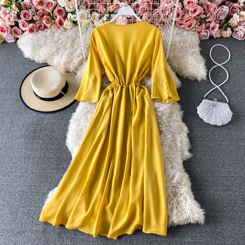 Váy boho thêu hoa sắc nét váy du lịch