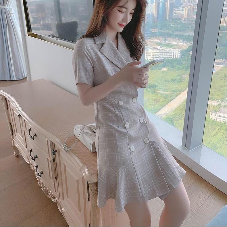 Đầm nữ cổ bẻ họa tiết Caro thời trang nữ dễ thương | BigBuy360 - bigbuy360.vn