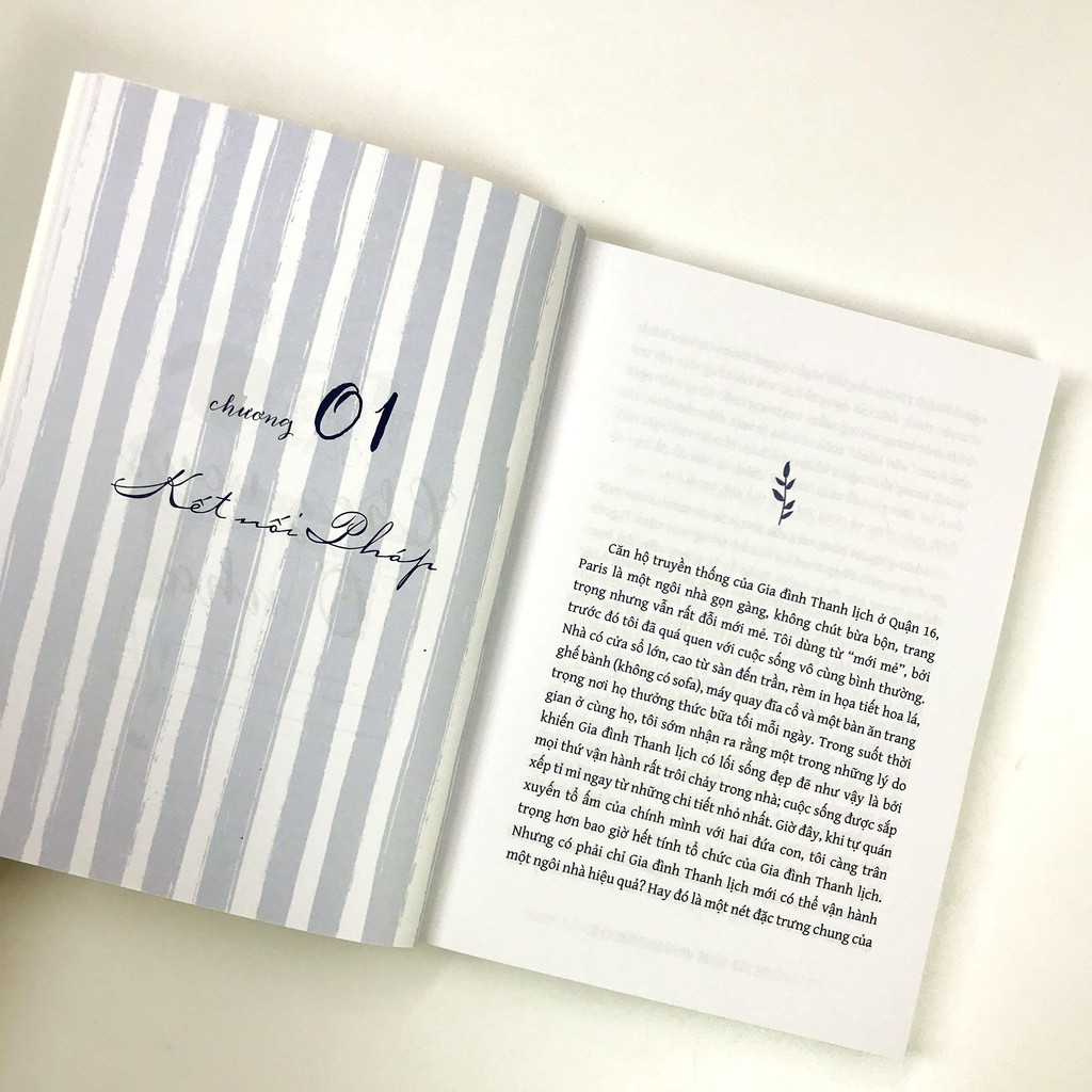 Sách - At Home With Madame Chic - Thanh Lịch Từ Những Khoảnh Khắc Đời Thường | BigBuy360 - bigbuy360.vn