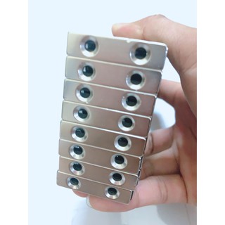 Nam châm chữ nhật 2 lỗ vát 40x10x3 lỗ vát