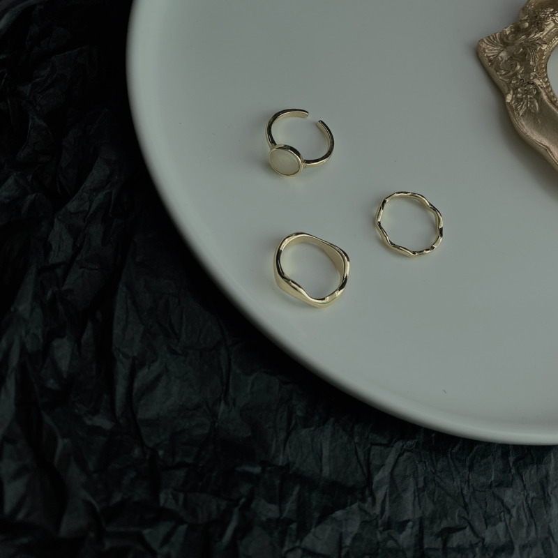 Set nhẫn kim loại kiểu gợn sóng thời trang