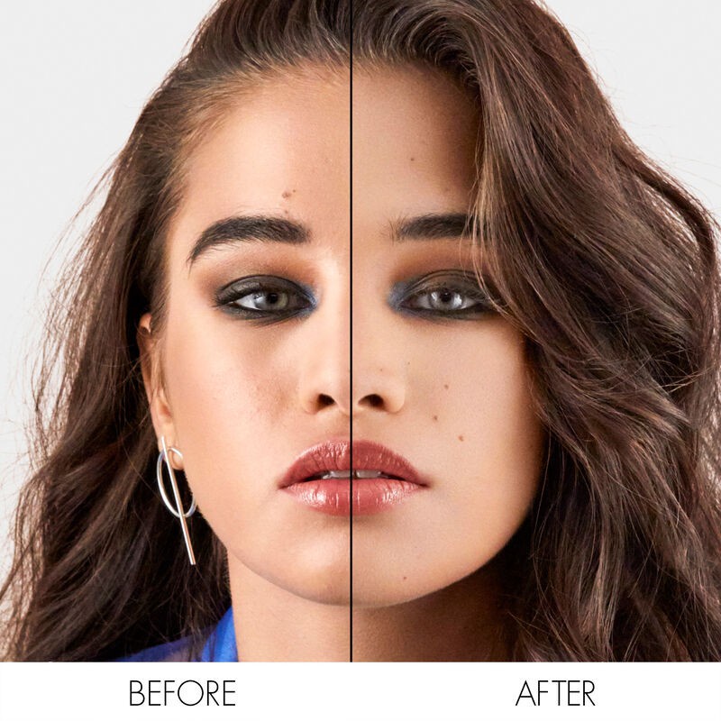 Xịt khóa trang điểm kiềm dầu Make Up For Ever Light Velvet Air 100ml