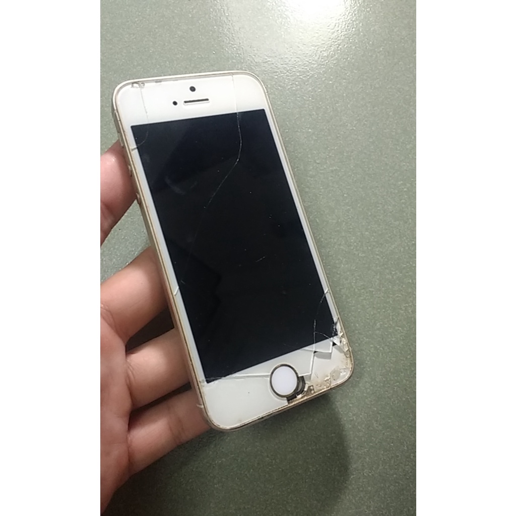Ipphone 5s bể kính không lên