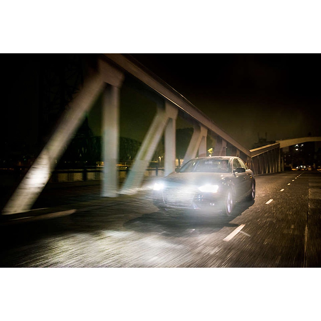 Hộp 2 Bóng Đèn Pha Xe Hơi Philips X-tremeVision Plus + 130% H1 12258XVPS2 12V 55W 3700K - Hàng Chính Hãng