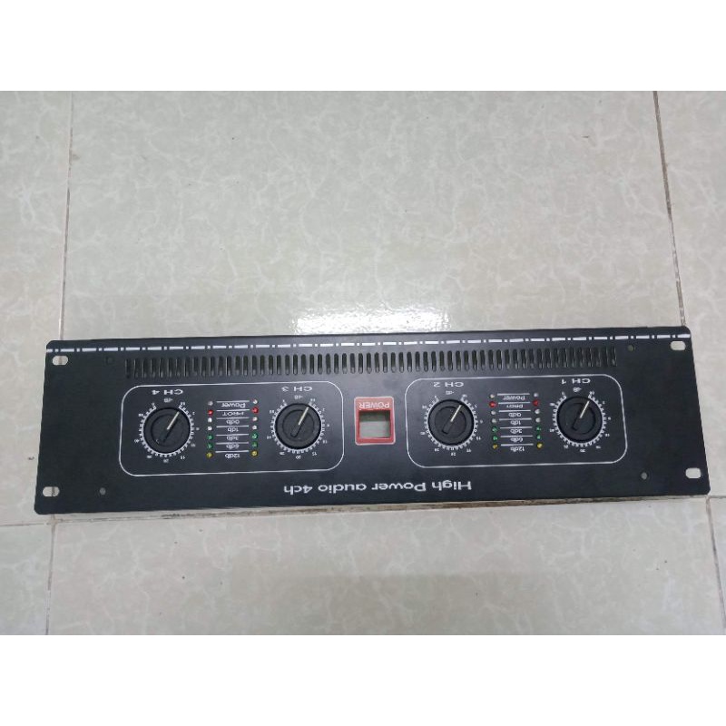 Mặt Ampli lên mian 4 kênh