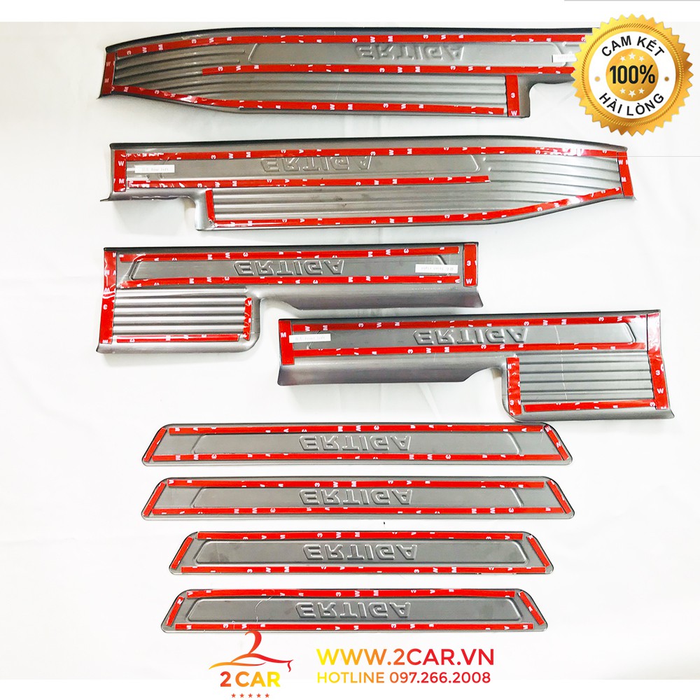 Ốp Bậc Cửa, Nẹp Bước Chân Trong Ngoài Xe Suzuki Ertiga 2019-2020, chất liệu Inox