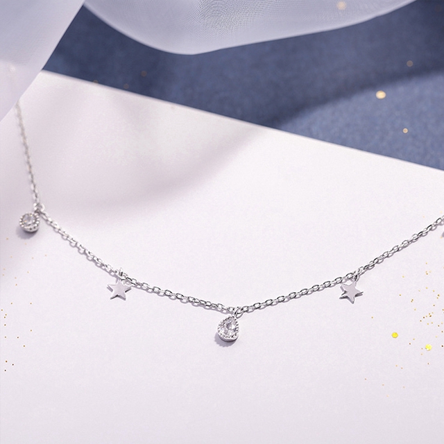 Vòng Cổ Mặt Đính Đá Phối Ngôi Sao Thời Trang