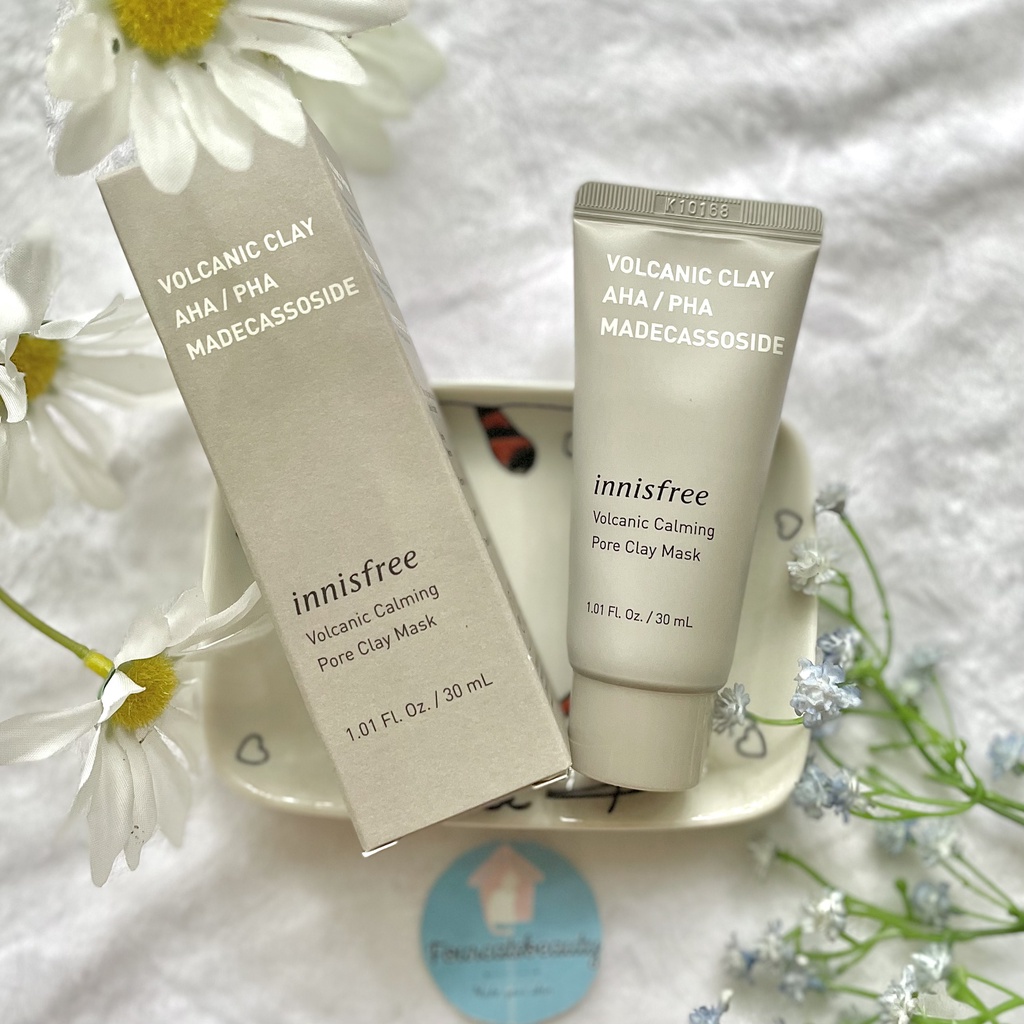 Mặt Nạ Đất Sét Giảm Nhờn Innisfree Volcanic Calming Pore Clay Mask 100ml