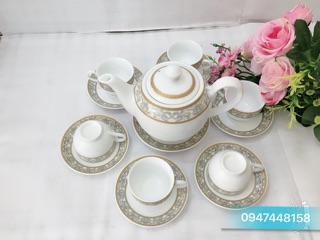 Bộ ấm chén dáng Minh Long vẽ Hoàng Cung