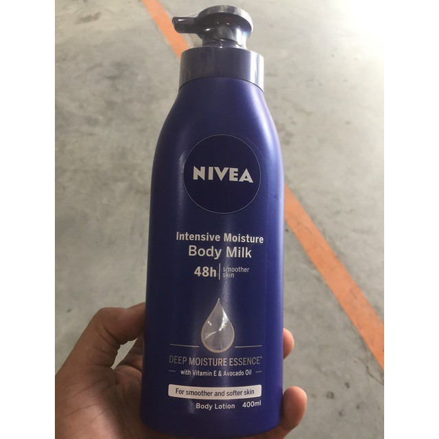 Sữa dưỡng thể NIVEA dưỡng ẩm chuyên sâu (400ml) - 80204 | BigBuy360 - bigbuy360.vn