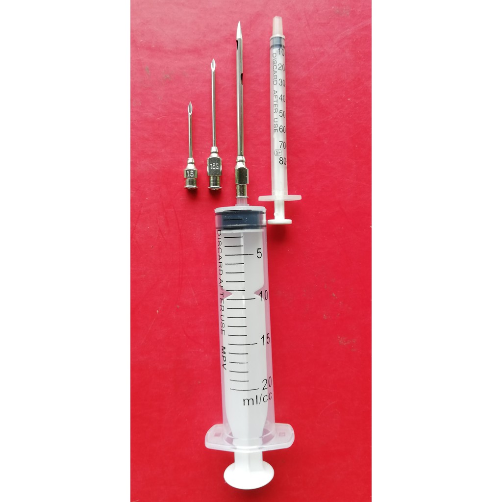 Bơm kim tiêm dùng để bơm hóa chất trị sâu đục thân trên cây trồng và vật nuôi chó mèo