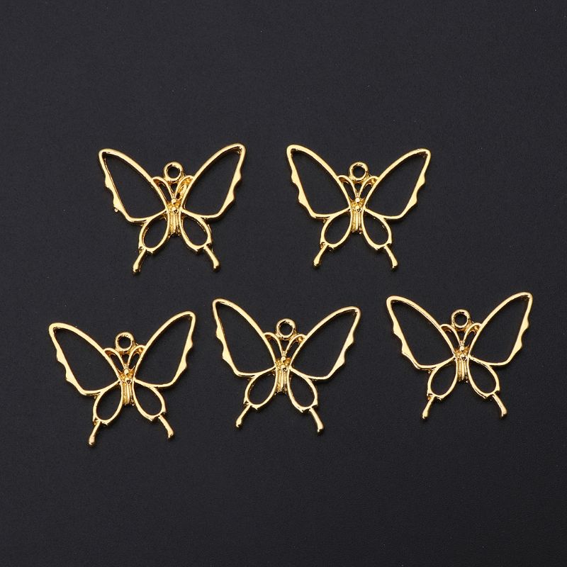 Set 5 Mặt Dây Chuyền Hình Bướm Bằng Resin UV