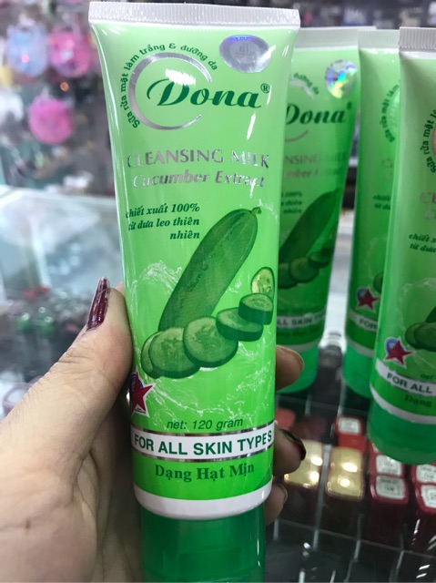 Sữa rửa mặt làm trắng và dưỡng da Dona