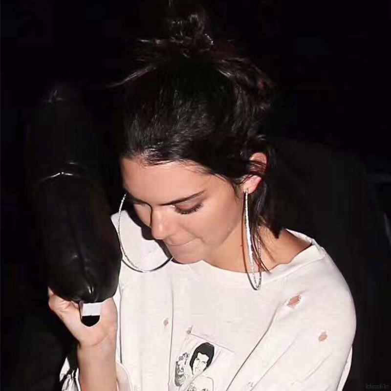 Bông tai tròn đính kim cương giả