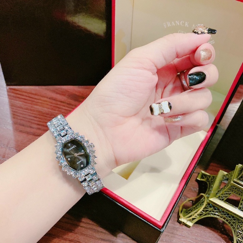 Đồng hồ thời trang nữ CHANEL đeo tay dây thép không gỉ mặt đính đá cao cấp chống nước chống xước | BigBuy360 - bigbuy360.vn