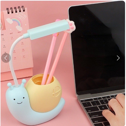 [Siêu Sale] Đèn học ốc sên kèm ống cắm bút , xoay 360 độ siêu đáng yêu-giaxuong247