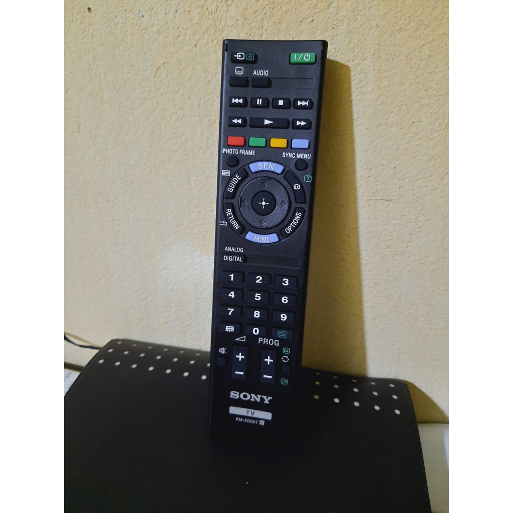 Remote Điều khiển Tivi Sony RM-ED057 LCD/LED SMART TV OLED- Hàng chính hãng 100% Tặng kèm Pin