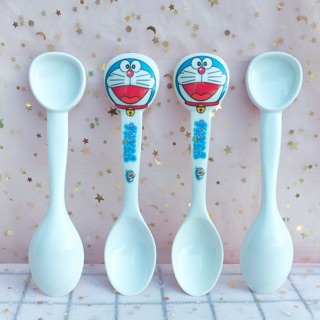 Muỗng 3D Doremon Hello Kitty