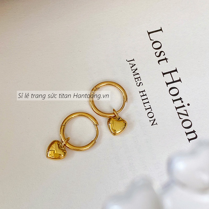Khuyên tai titan không gỉ mạ vàng 18k thiết kế trái tim xinh xắn dành cho nữ