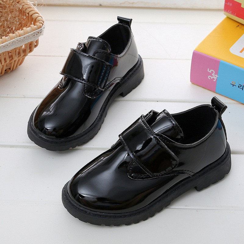 Giày da PU kiểu quai dán màu đen có kích thước 27-39 hợp thời trang dành cho bé