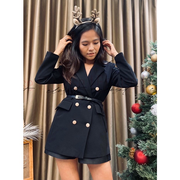 Áo Blazer giấu quần dáng suông màu đen