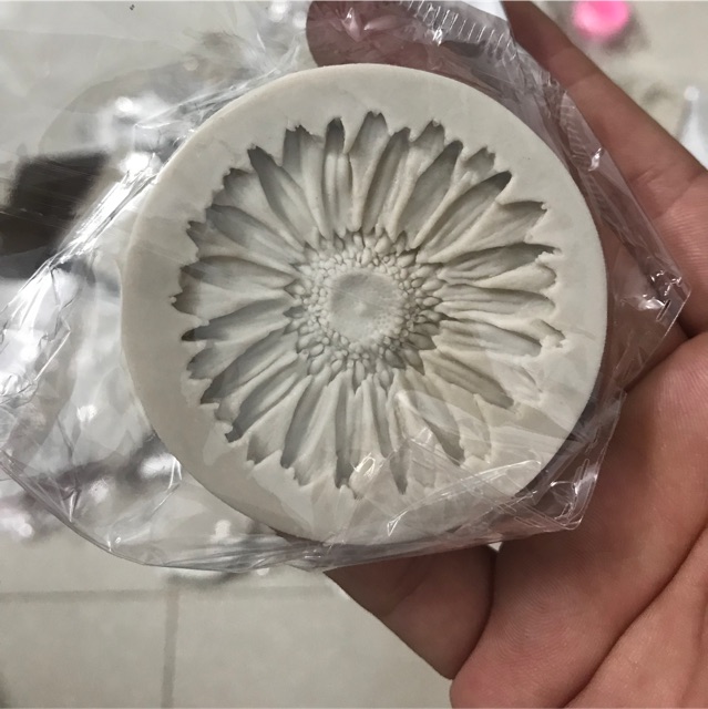 Khuôn silicon hoa cúc ( hình thật)