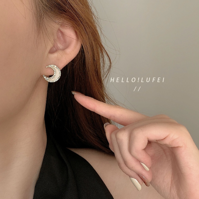 Khuyên tai thiết kế hình mặt trăng phong cách Hàn Quốc thời trang