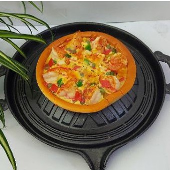 Vỉ, Khay nướng BBQ Hàn Quốc Kitchen Flower bằng gang giữ nhiệt tốt có tay cầm.