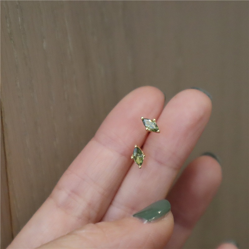 Bông Tai Đính Ngọc Lục Bảo Cho Nữ