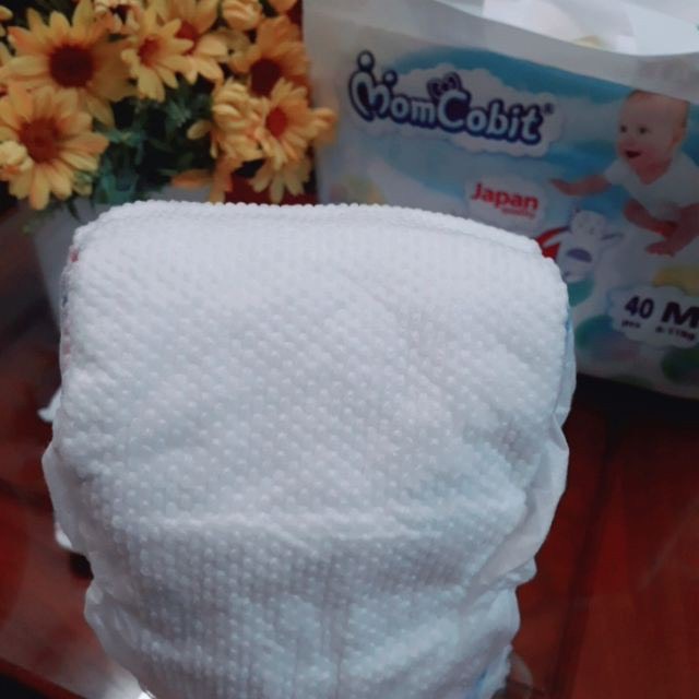 Bỉm Quần Cho Bé Momcobit Size M40/L38/XL36/XXL34 Siêu Thấm Kiểu Dáng Ngang