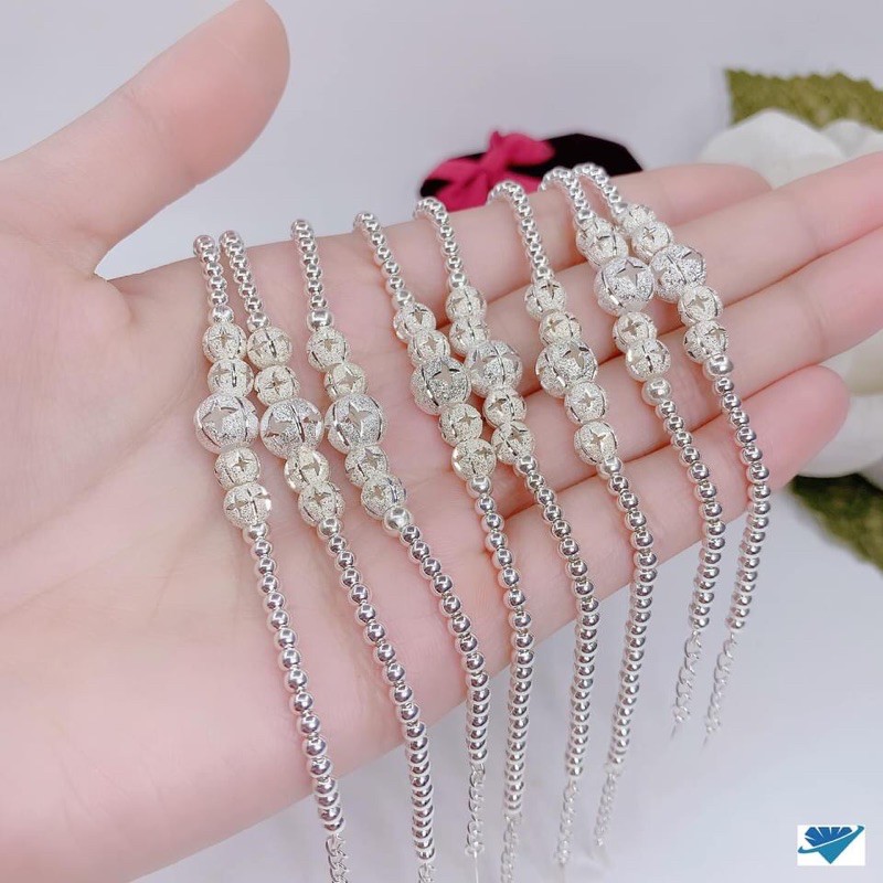 Lắc bi bạc mẹ và bé