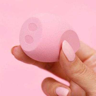 Claté London - Bông Mút Trang Điểm Claté London Miss Piggy Collection Piggy Perfector Blending Sponge
