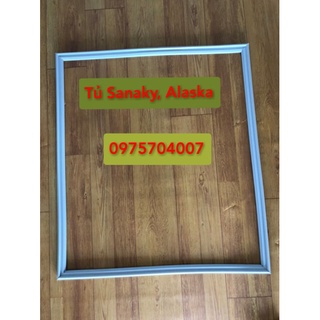 Khung ron gioăng tủ lạnh sanaky model vh-308w loại gài