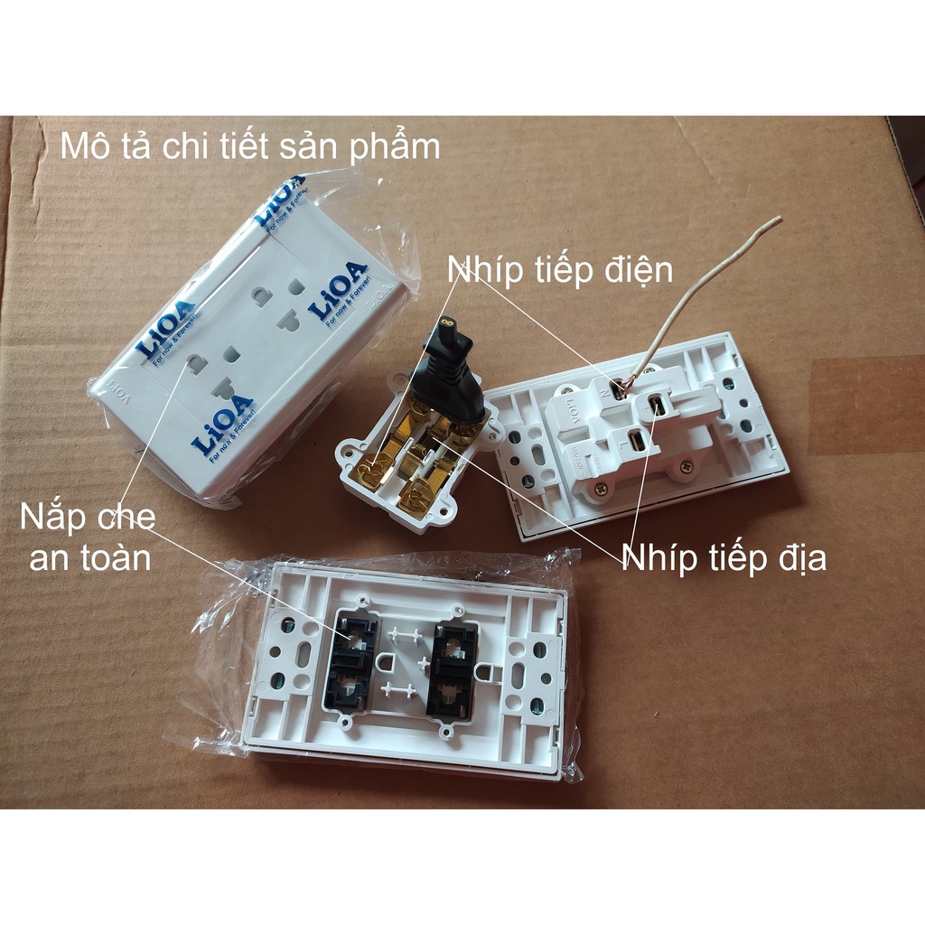 Ổ ĐÔI 3 CHẤU LiOA MẶT VUÔNG.