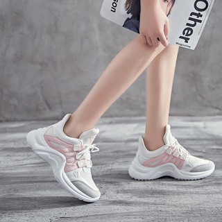 Giày thể thao phong cách lv