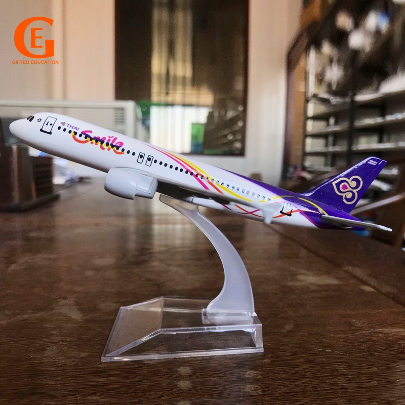 Thái Lan Airlines Smile Thái Airbus A320 Máy Bay Model A320 Diecast Kim Loại Mô Phỏng Máy Bay Đồ Chơ