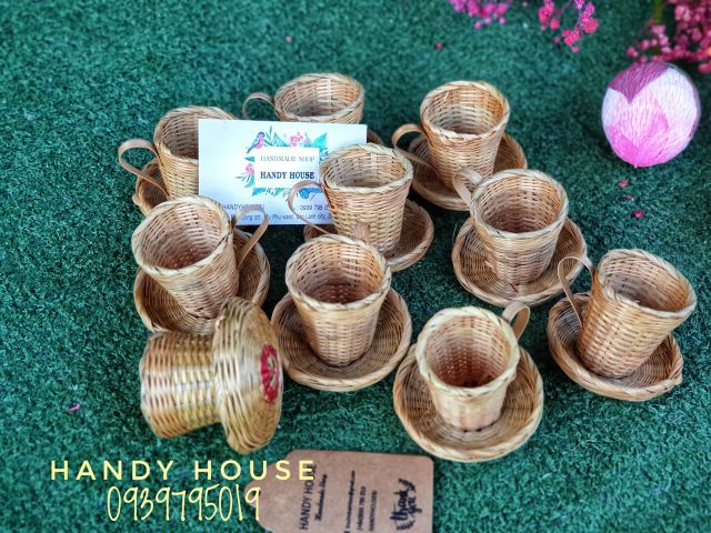 Tách mini có dĩa lót đan bằng tre 5cm×5cm