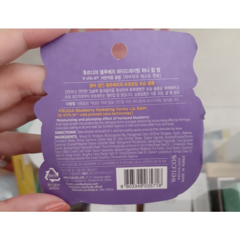 Son Dưỡng Frudia Blueberry Hydrating Honey Lip Balm