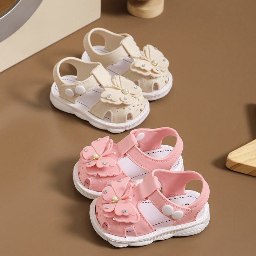 Sandal bé gái phối cánh bướm đính đá thời trang công chúa sang trọng - TT403