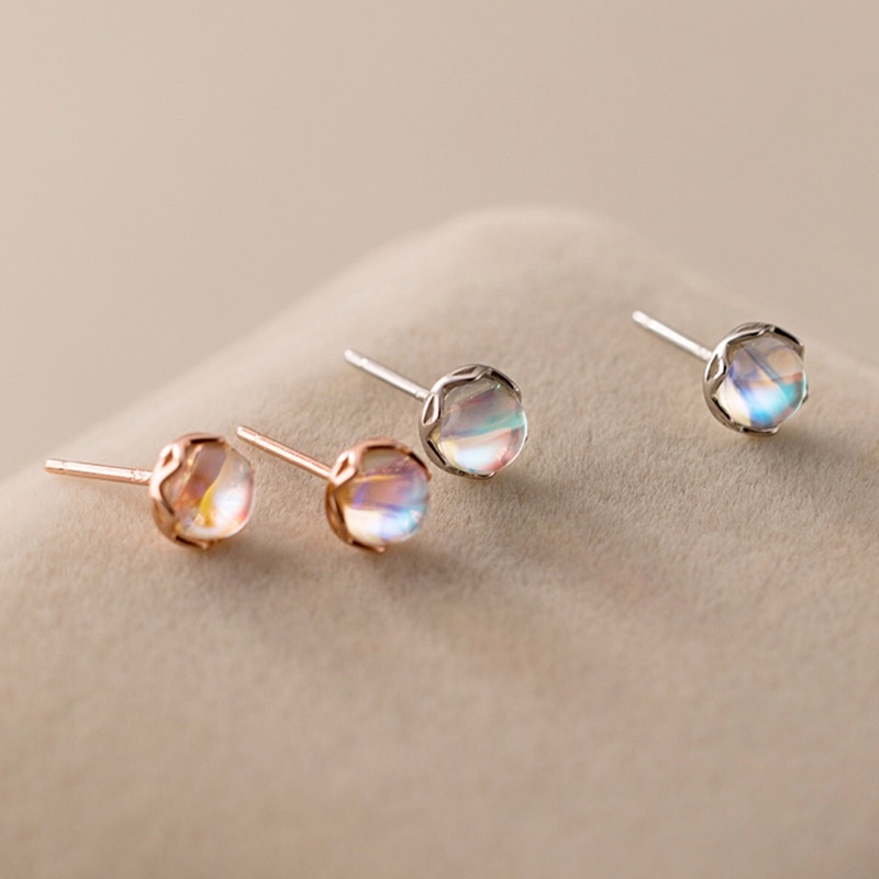 Bông tai tròn bạc đá Moonstone nhân tạo, khuyên tai bạc tròn đá mặt trăng nhân tạo Blackmeo