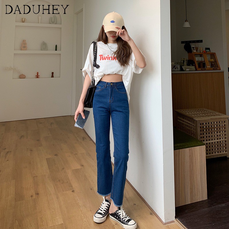 Quần jean lửng sành điệu thời trang cho phái nữ